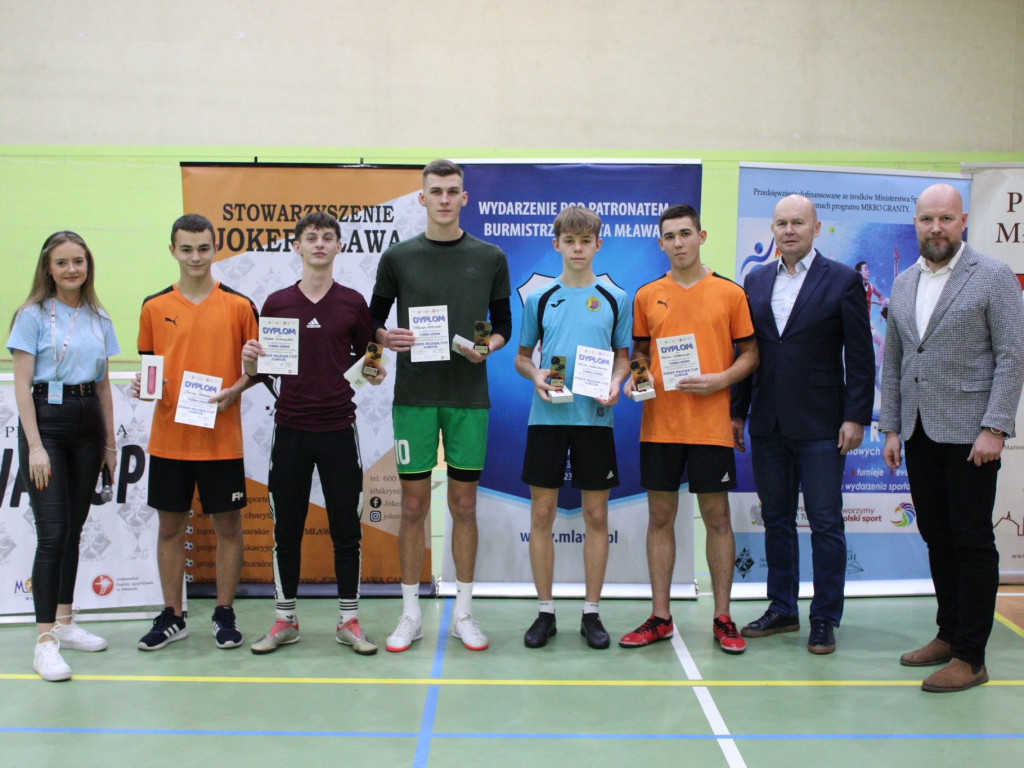 Puchary pojechały do Płońska i na Madagaskar, Joker Cup