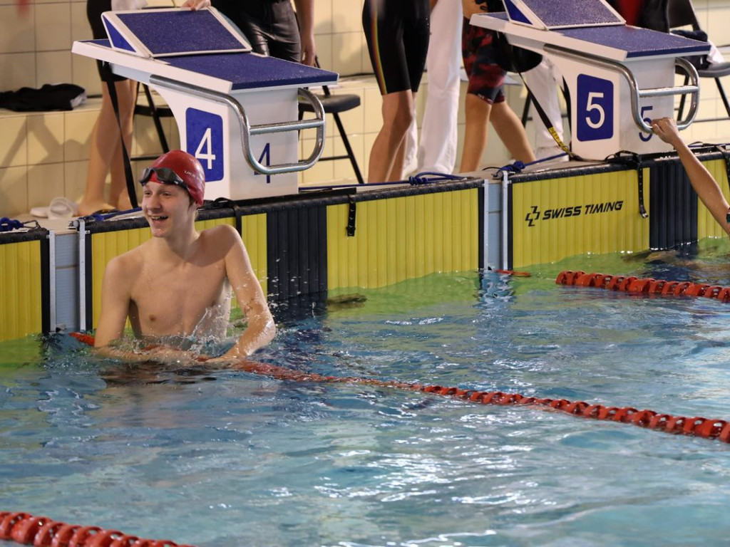 Mława dla pływania. Triumf G-8 Bielany