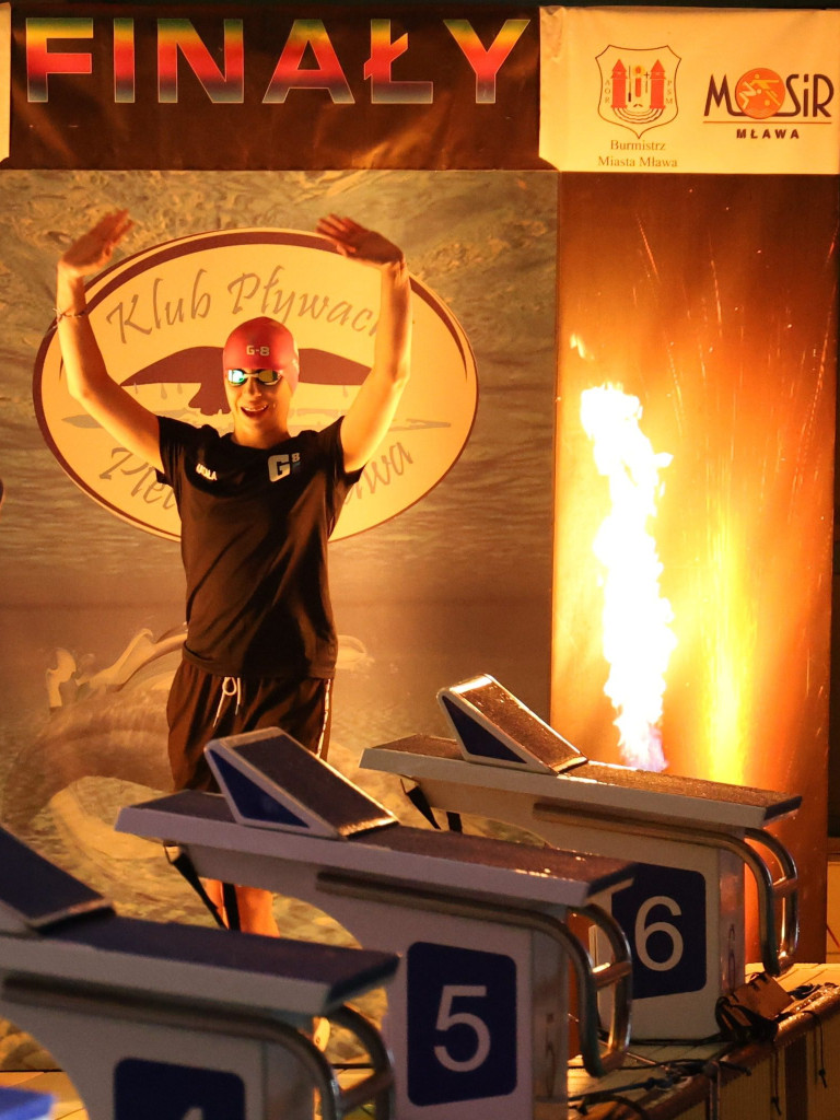 Mława dla pływania. Triumf G-8 Bielany