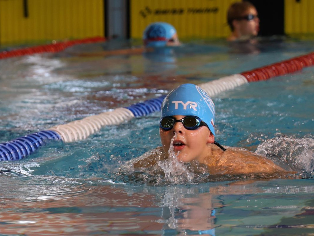 Mława dla pływania. Triumf G-8 Bielany