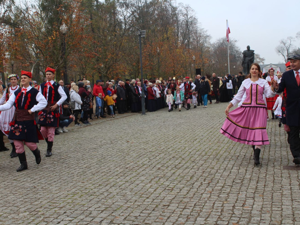 Poloneza czas zacząć 11 listopada [FILM I ZDJĘCIA]