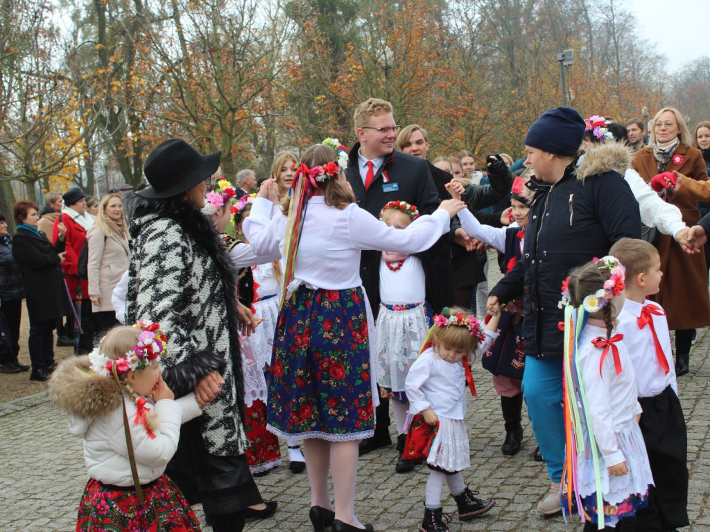 Poloneza czas zacząć 11 listopada [FILM I ZDJĘCIA]