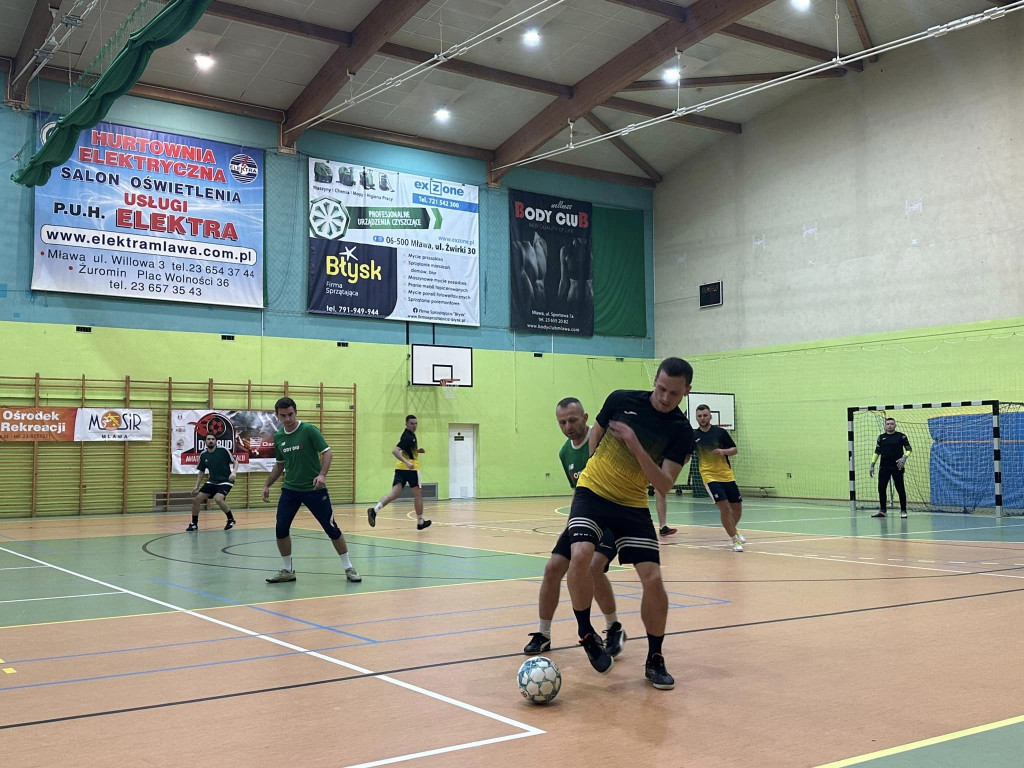 Somsiady uciekają. Czwórka Jeziorskiego warta podium