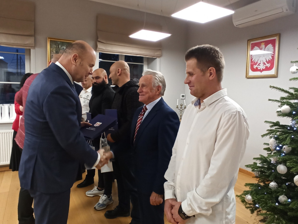 Nagrodzeni uczniowie, trenerzy i zawodnicy