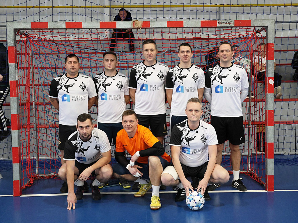 Powtórka z rozgrywki. Joker kończy w grupie