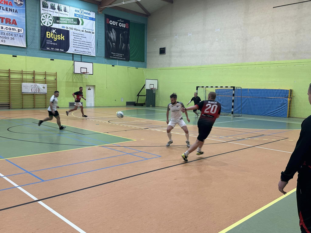 Noworoczna kanonada. Dwucyfrówki razy dwa