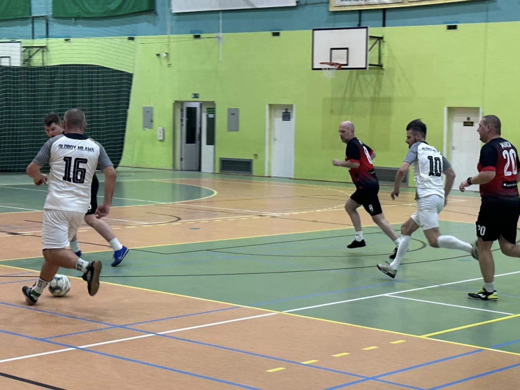 Noworoczna kanonada. Dwucyfrówki razy dwa