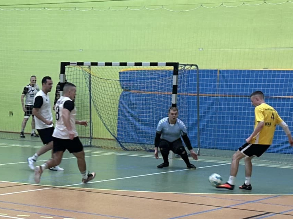 Noworoczna kanonada. Dwucyfrówki razy dwa