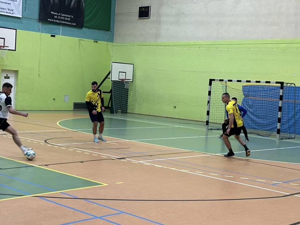 Noworoczna kanonada. Dwucyfrówki razy dwa