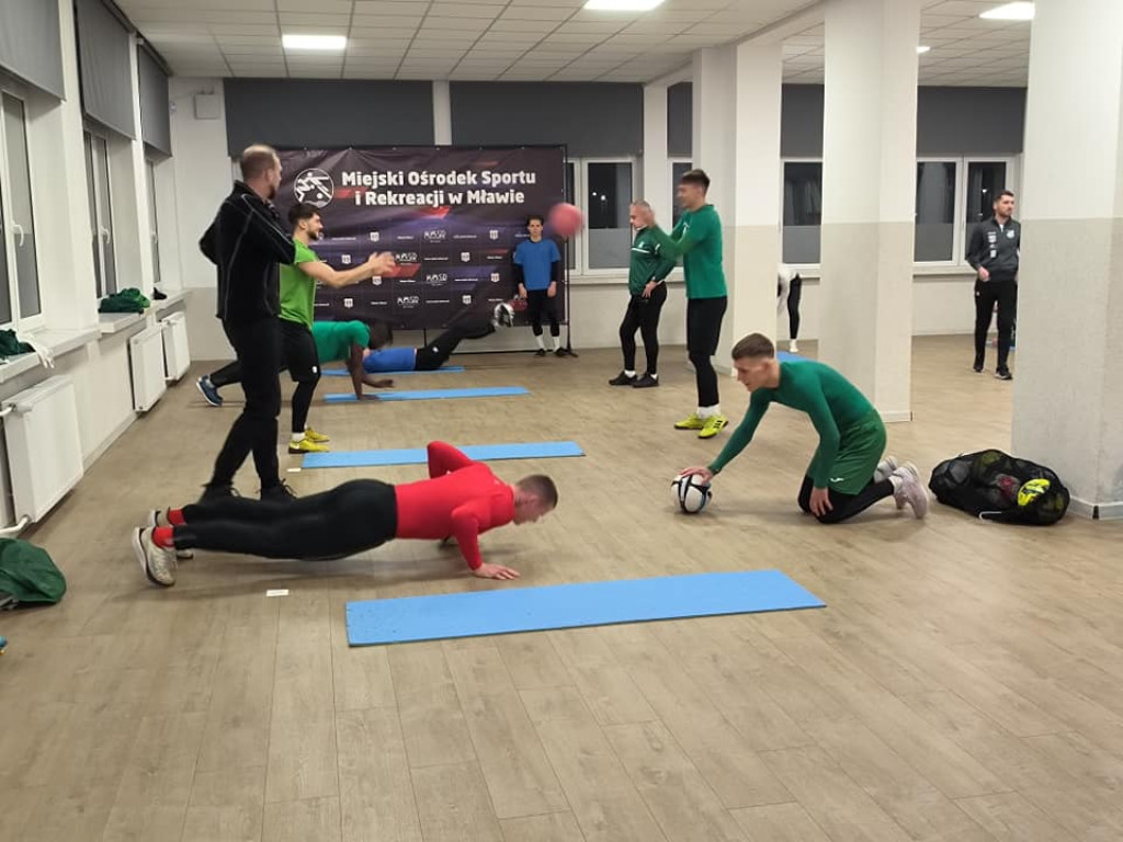 Treningi i wewnętrza gierka. W sobotę premierowy sparing