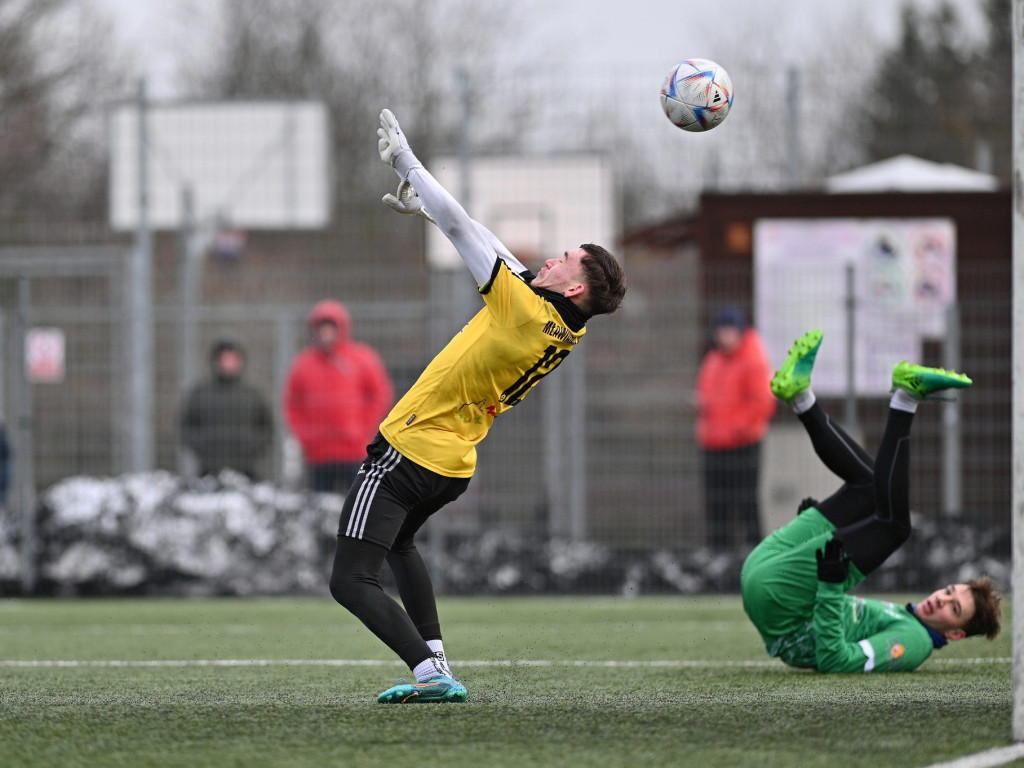 Wysoka porażka w sparingu. Elana kolejnym rywalem