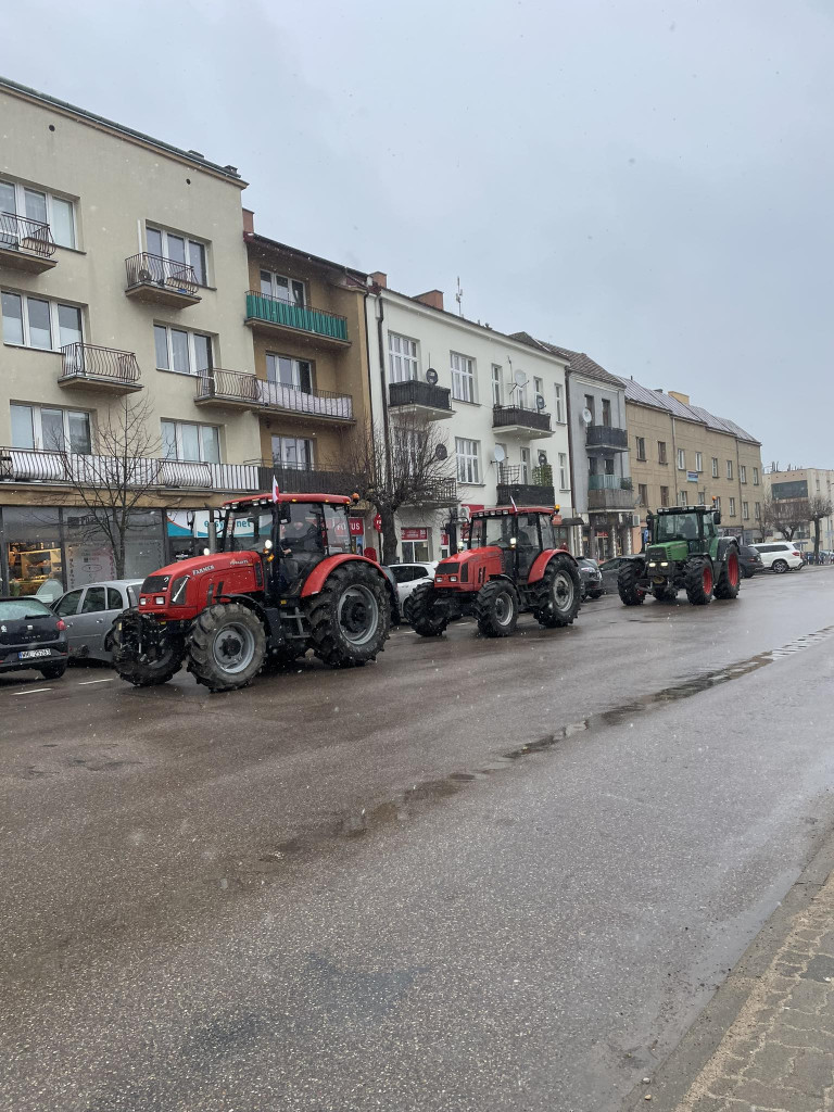 Z OSTATNIEJ CHWILI. Rolnicze protesty [NASZA RELACJA] [AKTUALIZACJA]