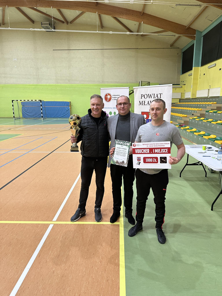 Puchar dla Żuromina, korona dla Charzyńskiego. Rogalski MVP