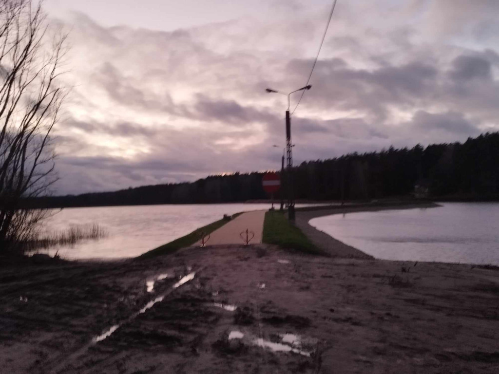 Zalew napełniony wodą [ZDJĘCIA]