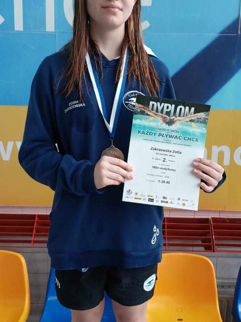 Marlin i Płetwal na starcie. Każdy pływać chce