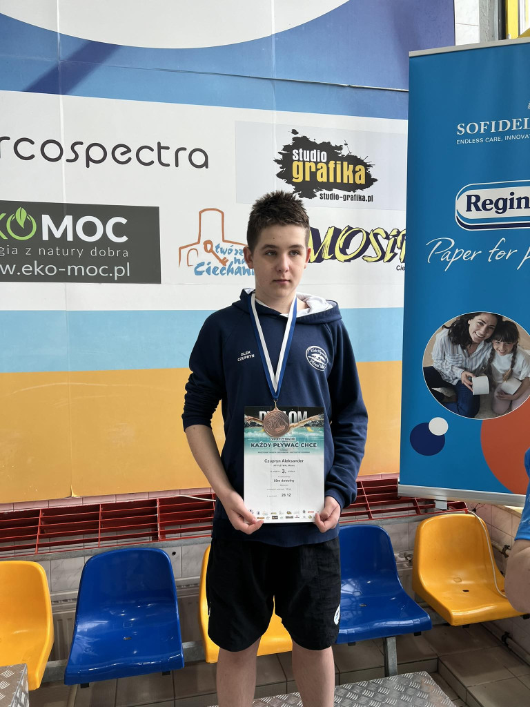 Marlin i Płetwal na starcie. Każdy pływać chce