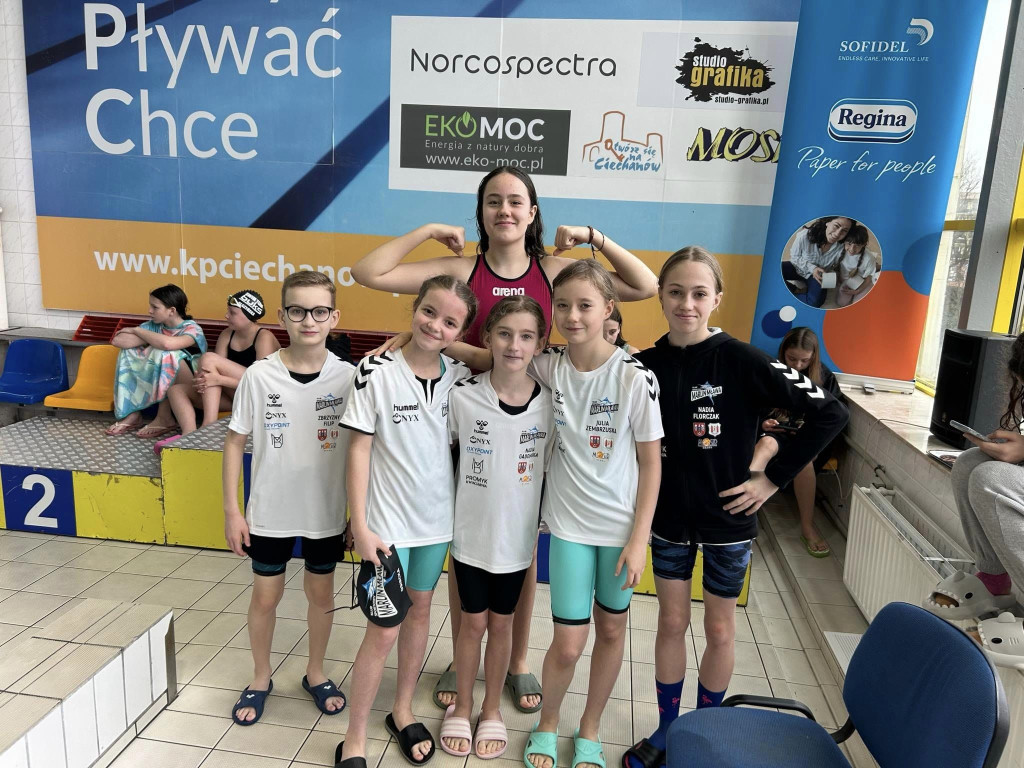 Marlin i Płetwal na starcie. Każdy pływać chce