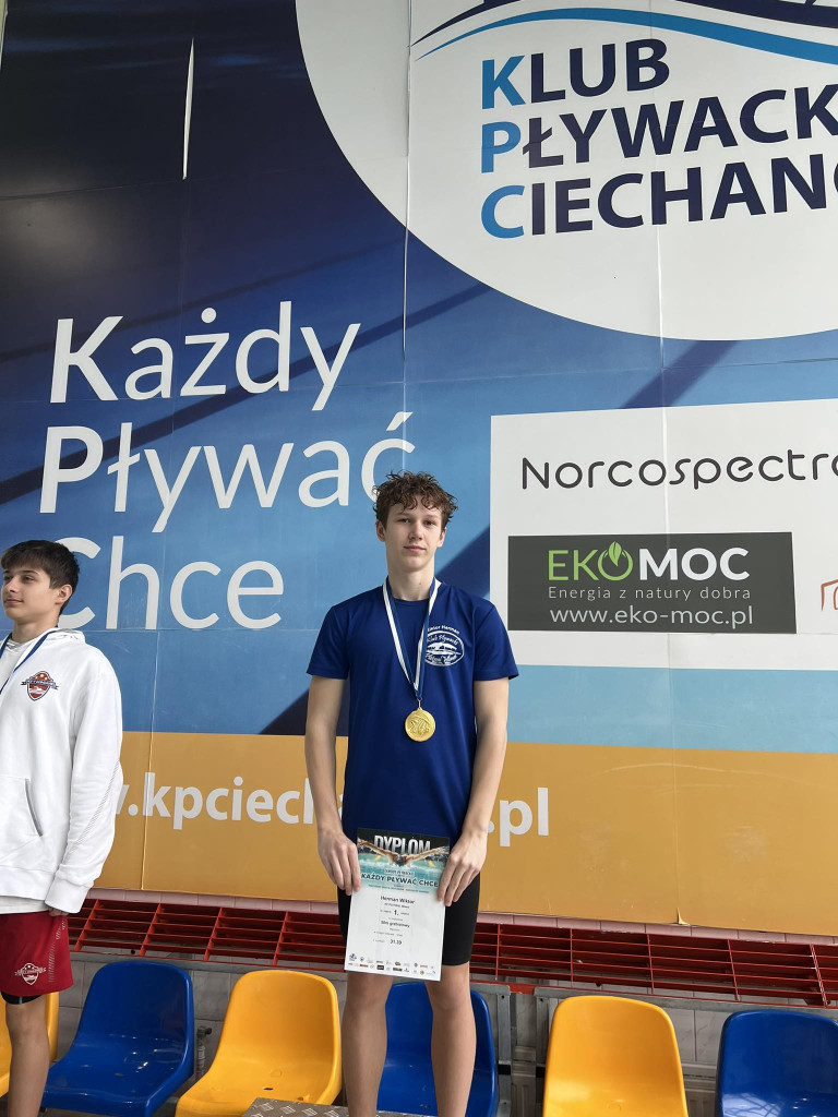 Marlin i Płetwal na starcie. Każdy pływać chce