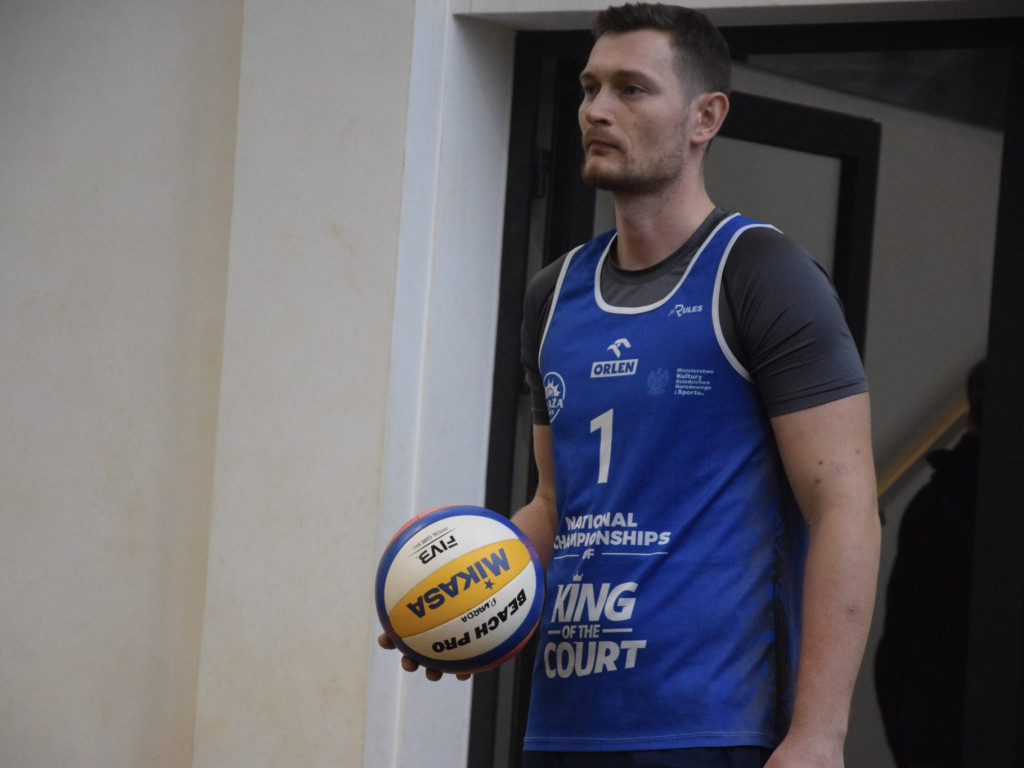 Plażówka pod dachem. Siódemka na koniec