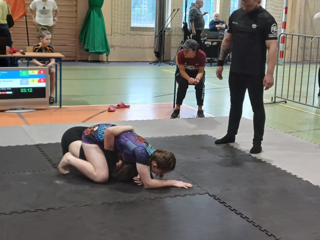 Błysk Husarii w Warmia Kids. Szarża na sześć