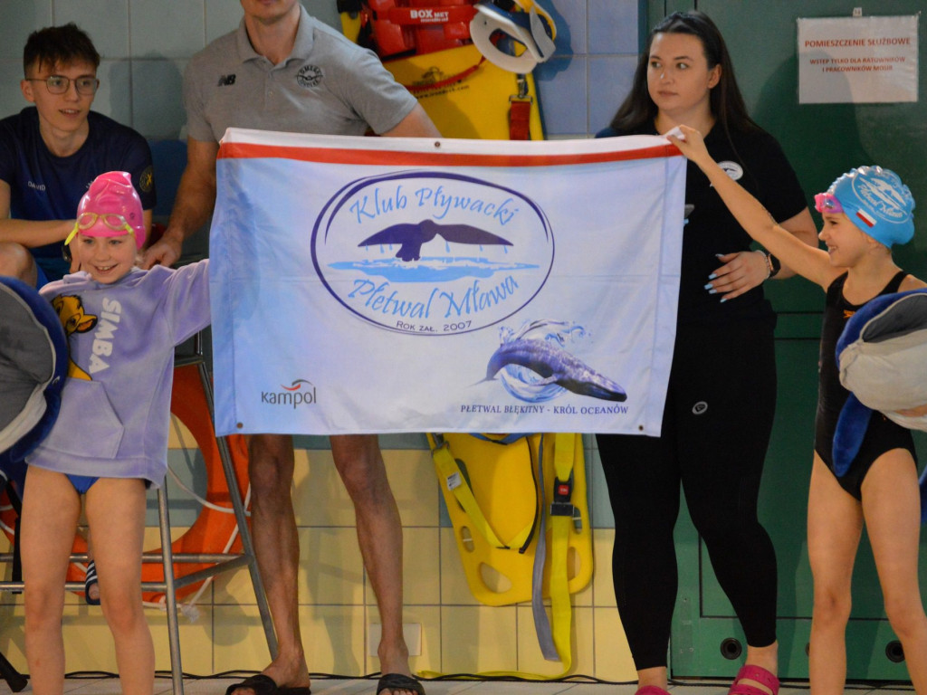 Błysk pływaków na mistrzostwach. Medal gonił medal