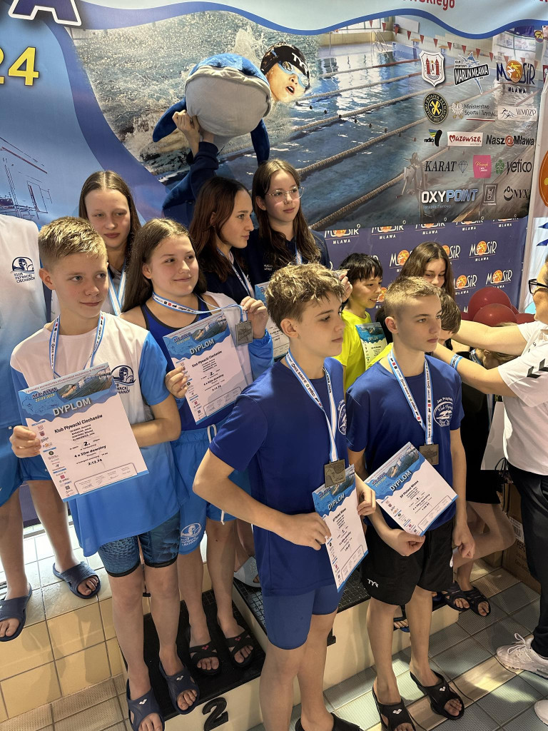 Błysk pływaków na mistrzostwach. Medal gonił medal