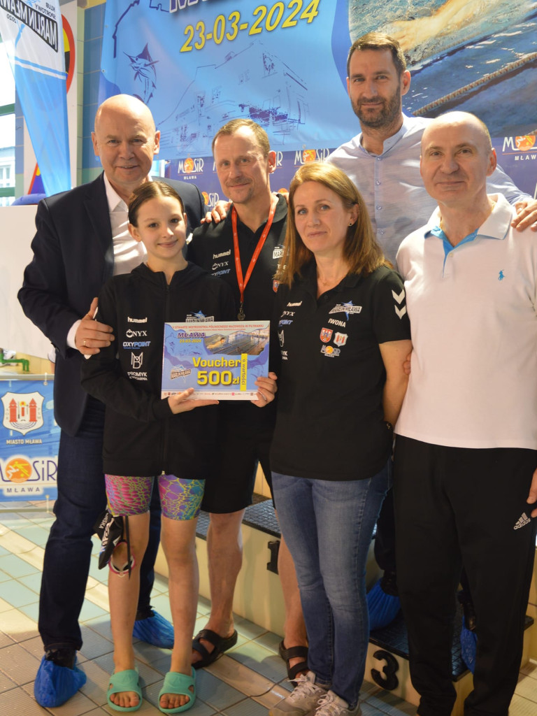 Błysk pływaków na mistrzostwach. Medal gonił medal