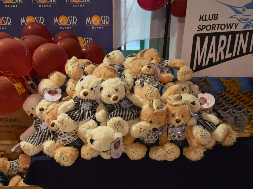 Błysk pływaków na mistrzostwach. Medal gonił medal