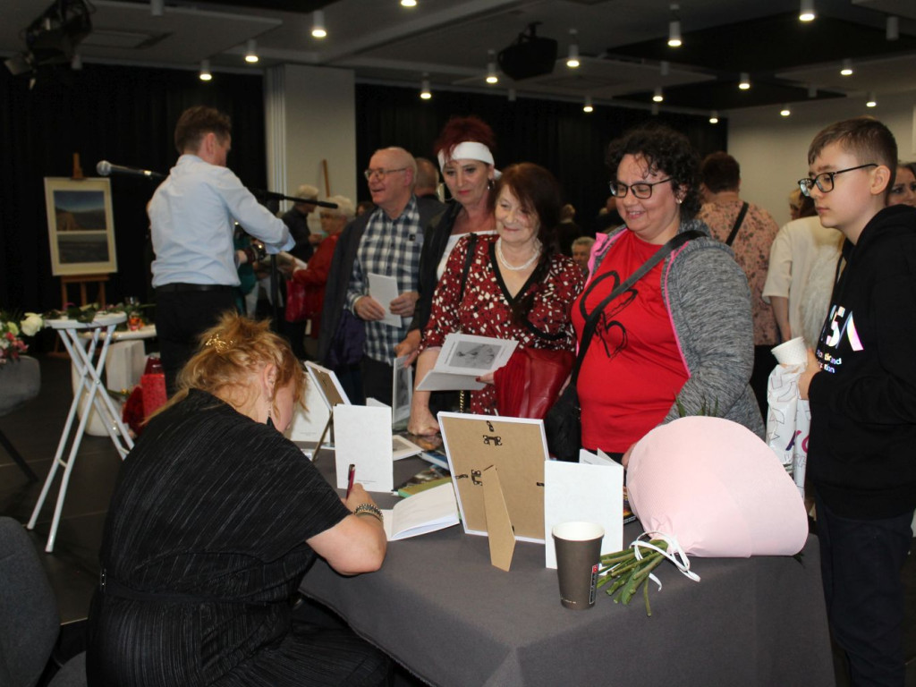 Wiesława Palewska - Sowińska zaprosiła na wieczór pełen pasji