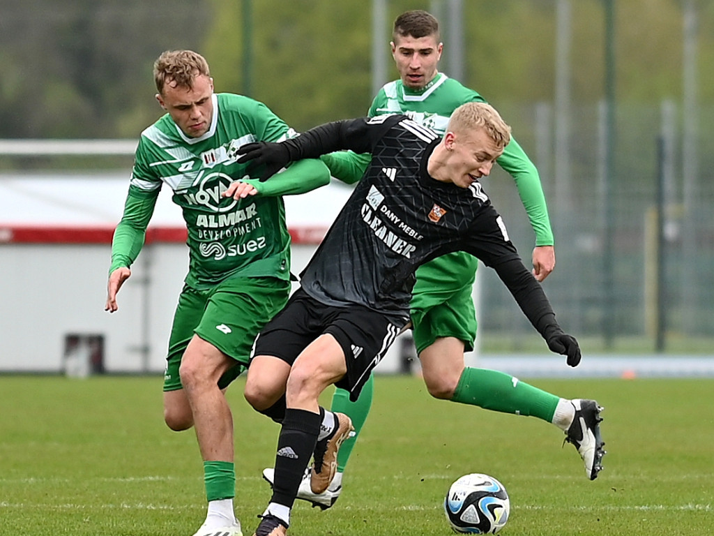 Ważny triumf Mławianki. Piękne przełamanie Odilona