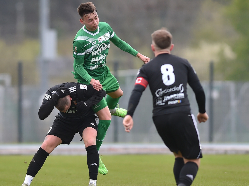 Ważny triumf Mławianki. Piękne przełamanie Odilona