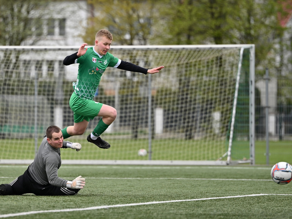 Żak w końcu z wygraną. Siódemka mławskiej dwójki