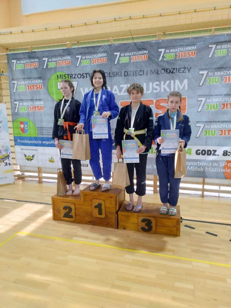 Złoto i brąz wojowniczek. Dzielny husarz Aleks