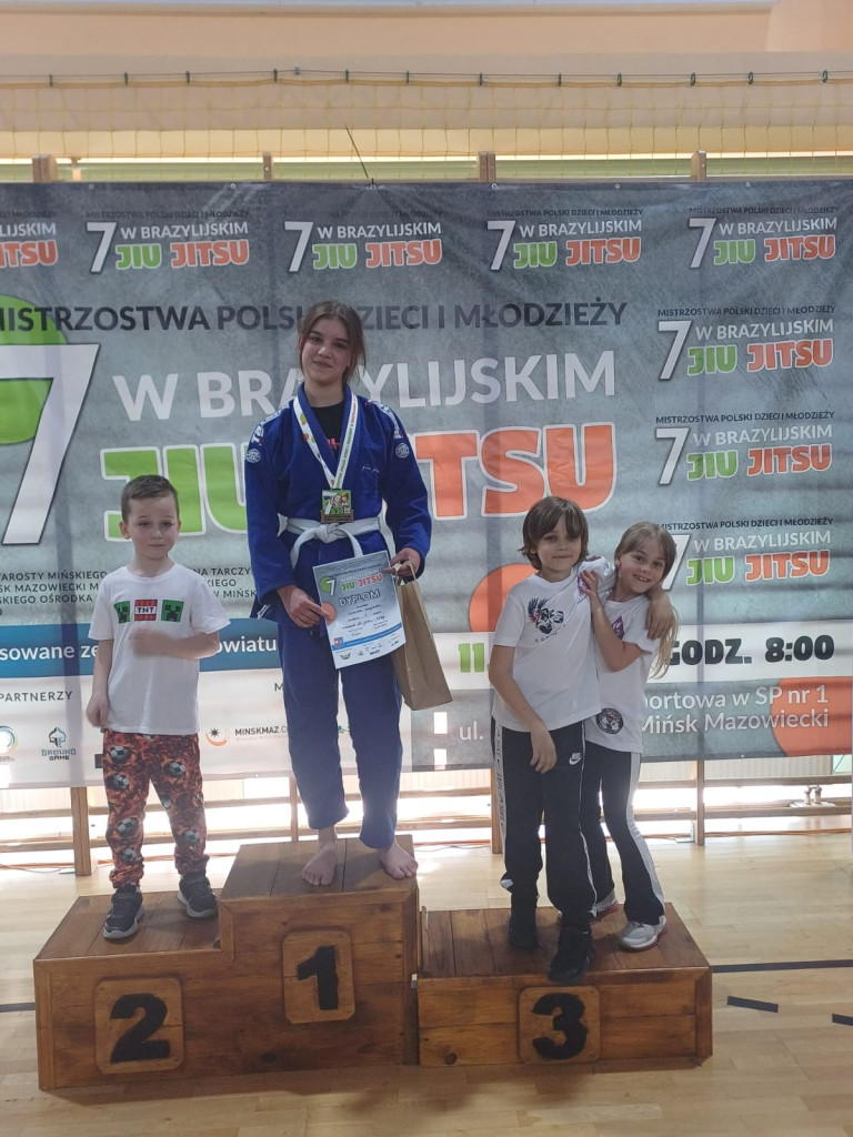 Złoto i brąz wojowniczek. Dzielny husarz Aleks