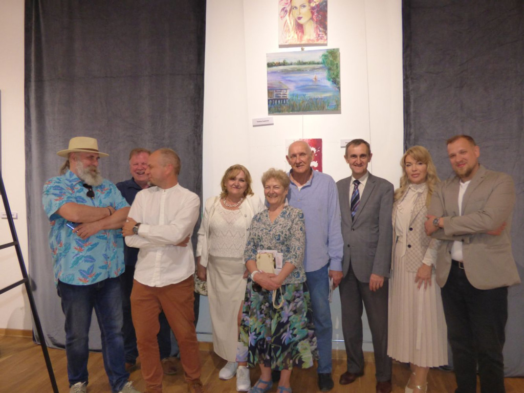 Malarze i fotograficy w mławskim muzeum