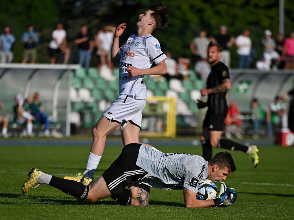 Kolejny przestrzelony karny. Lider za mocny