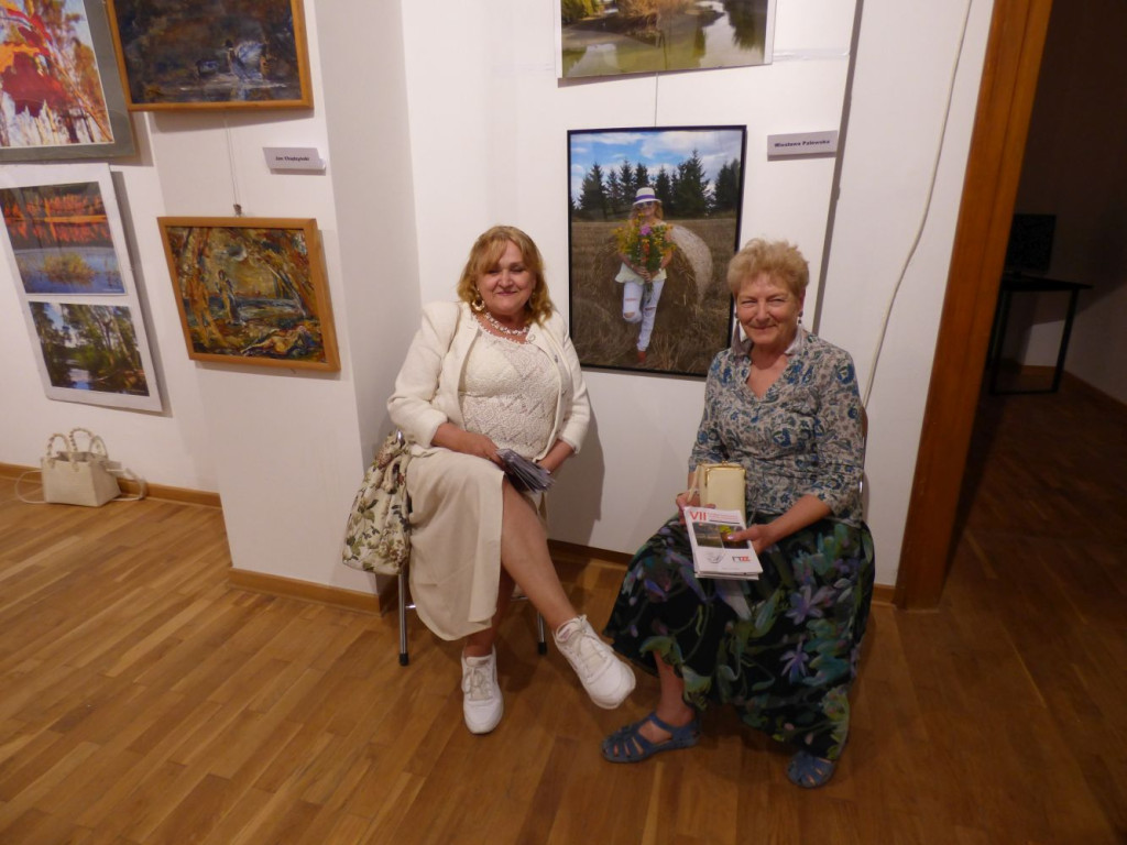 Malarze i fotograficy w mławskim muzeum