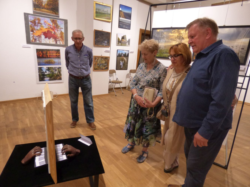 Malarze i fotograficy w mławskim muzeum