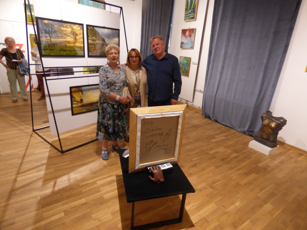 Malarze i fotograficy w mławskim muzeum