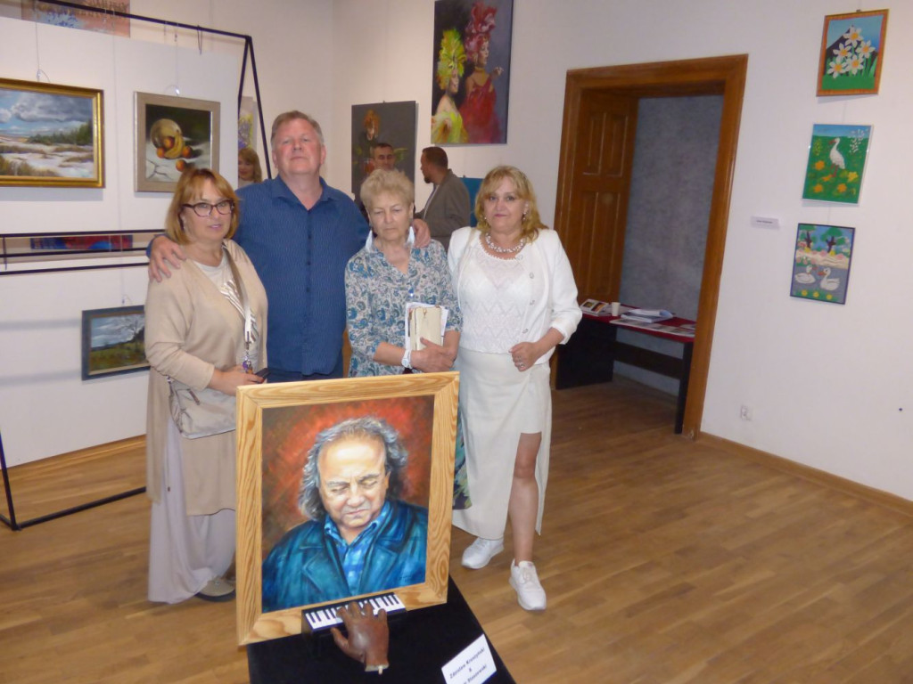 Malarze i fotograficy w mławskim muzeum