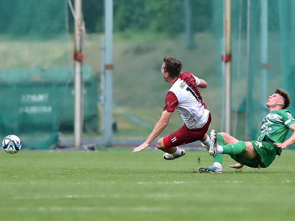 Gol był, po rożnym, którego nie było. Mławianka bez punktów