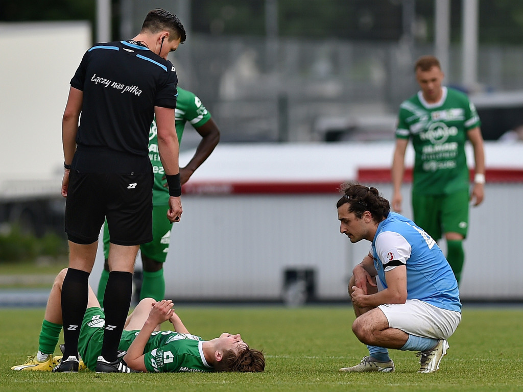 Dublet Tworka w ważnym meczu.  Ucieczka ze strefy spadkowej