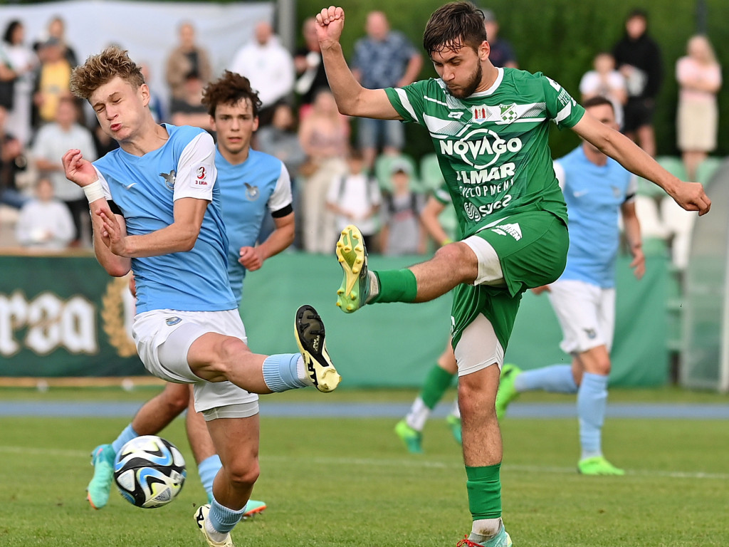 Dublet Tworka w ważnym meczu.  Ucieczka ze strefy spadkowej