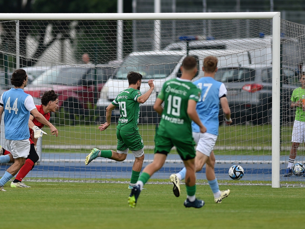 Dublet Tworka w ważnym meczu.  Ucieczka ze strefy spadkowej