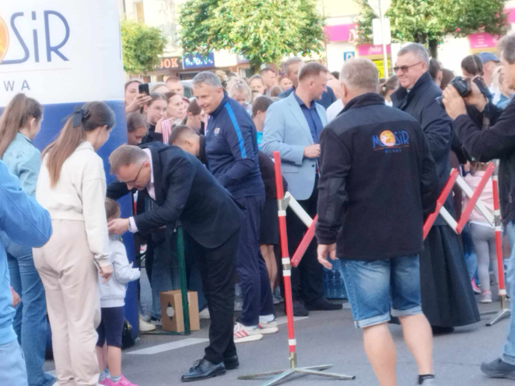 Setki mieszkańców pobiegło ulicami Mławy [ZDJĘCIA]