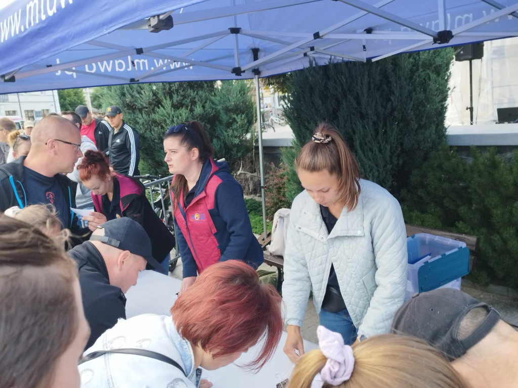 Setki mieszkańców pobiegło ulicami Mławy [ZDJĘCIA]