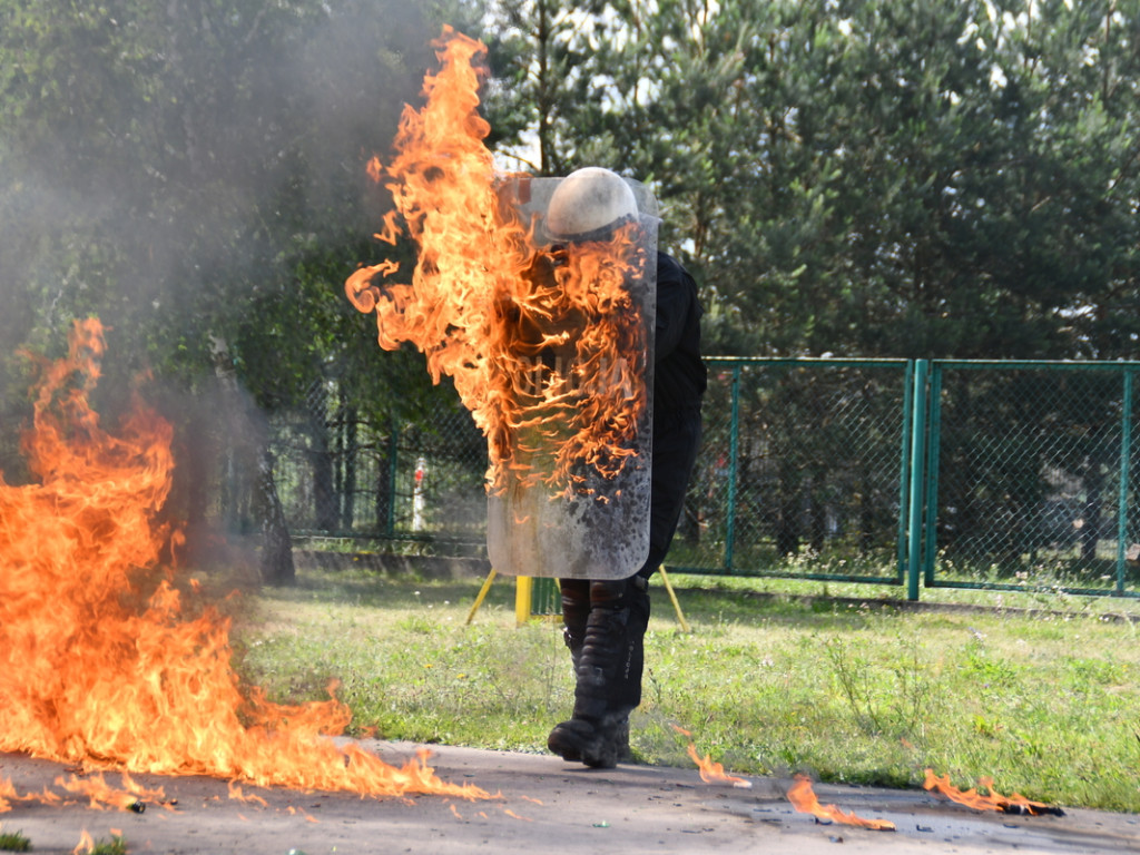 Policjanci szkolą Wojsko Polskie