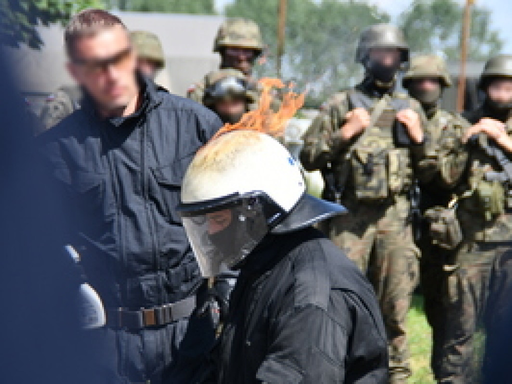 Policjanci szkolą Wojsko Polskie