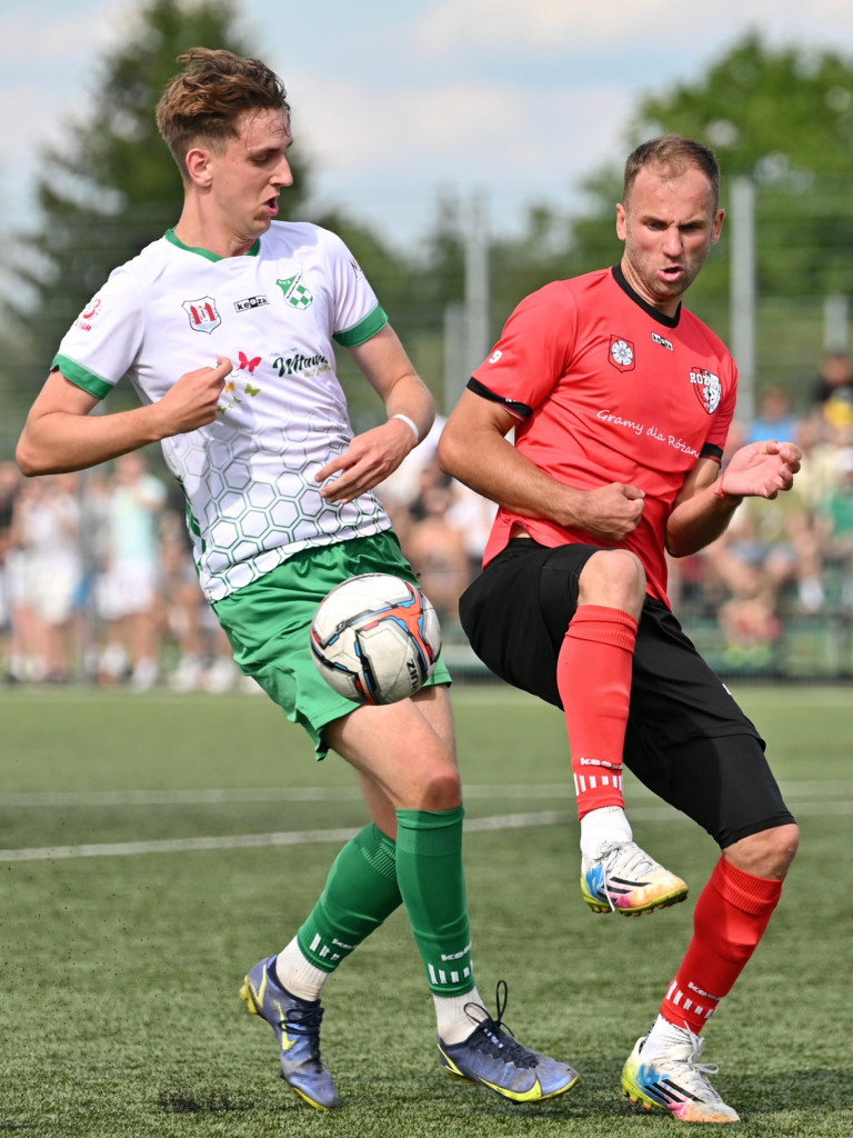 Rezerwy nie dały rady. Awans uciekł w ostatniej kolejce