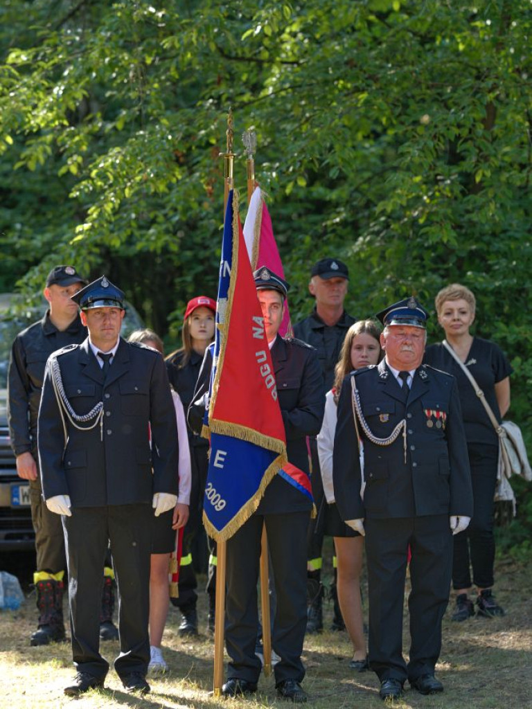 Pamięci Puszczyka i jego oddziału w Niedziałkach